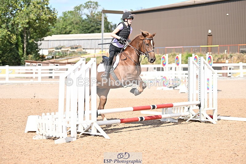 250821B-154607-00611 - Group B - Danielle