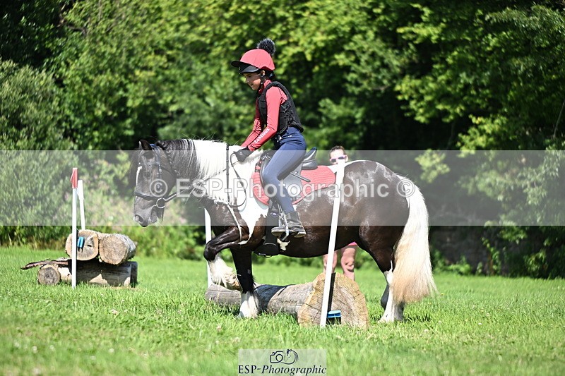 240729B-142619-02772 - Abbie's Group XC