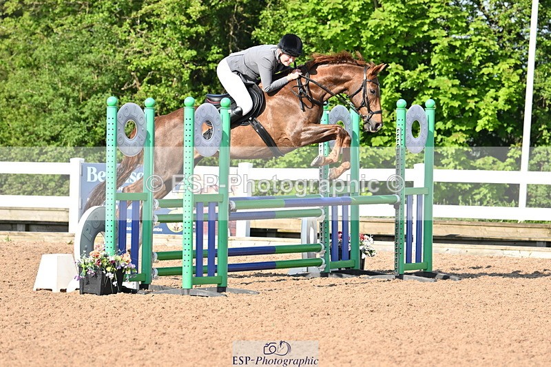 240509A-090512-00021 - Cls 1 British Novice and 90cm Open