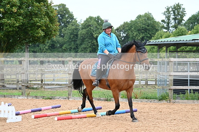 WJ7_8242 - Poles 11:00am