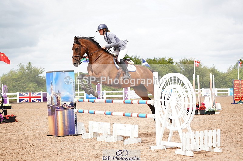 240804A-124512-10899 - Cls 51 1.05m Amateur Qualifier