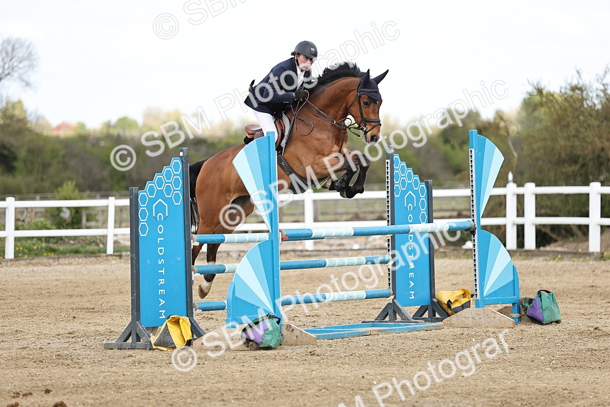 SBM_001152 - Class 4 - Senior Newcomers - 1.10m
