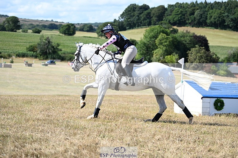 250803A-163415-17035 - Q-760-Sharon.Routley-KNOCKDOMNEY.SILVER.GAP