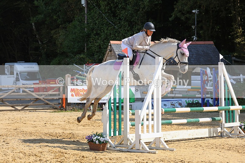 3E7A0883 - Class 4: Senior British Novice/90cm open
