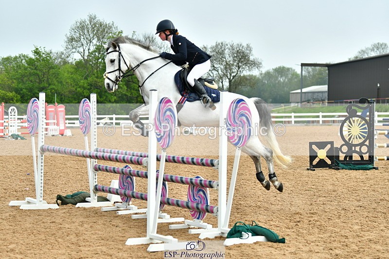 230514A-103836-02290 - Cls 22 Pony Discovery & 90cm Open