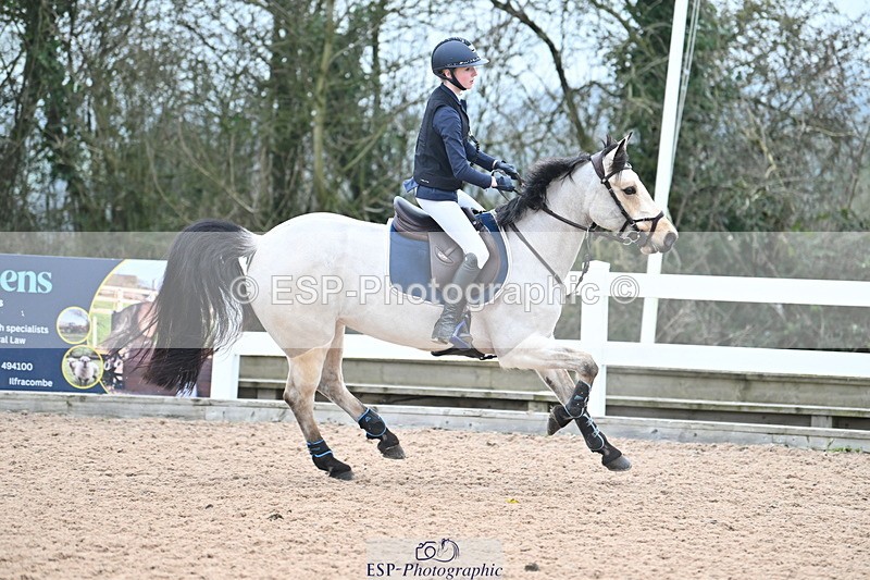 240128A-130652-01198 - Cls 5 Pony Foxhunter