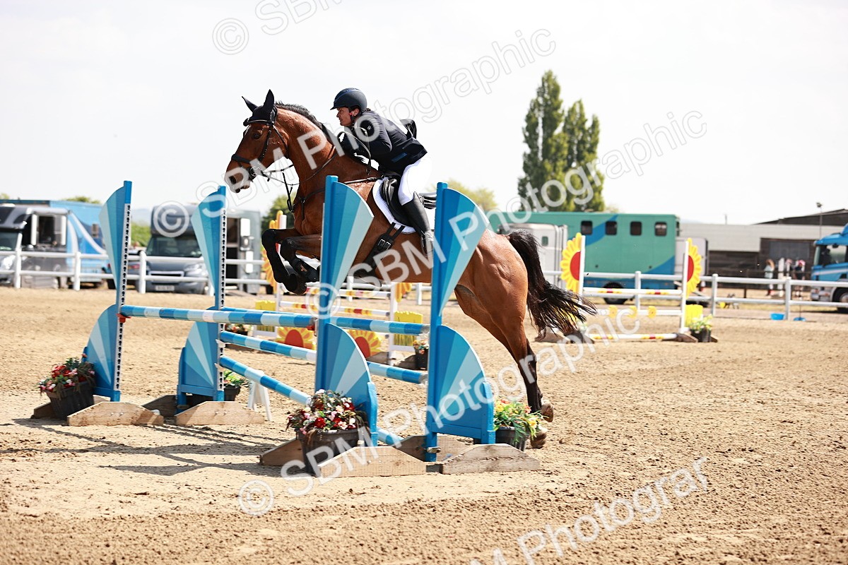  - Class 23 - Senior 1.05m