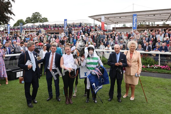 yr18082022r4-72 - Race 4 3.35pm Darley Yorkshire Oaks (British Champions Series Race)