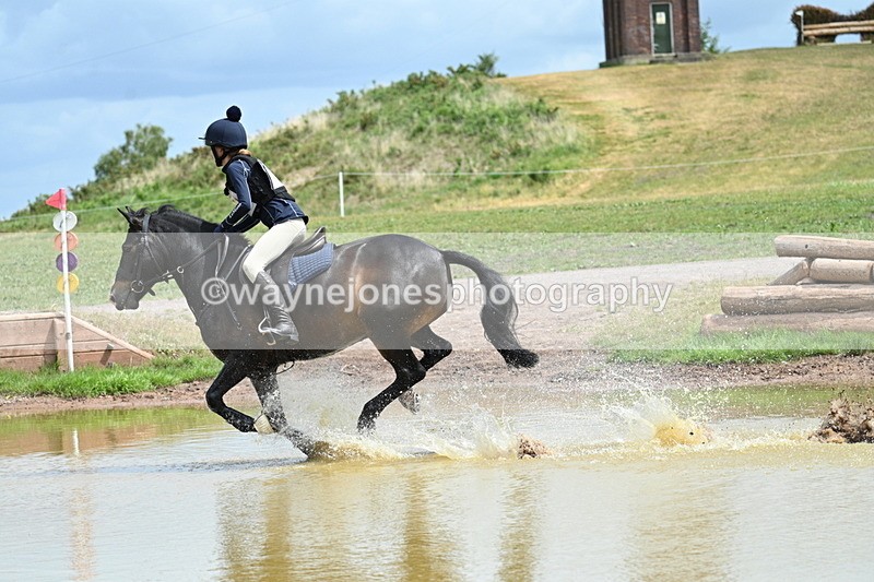 WJ7_7327 - Time 12:27 to 12:33