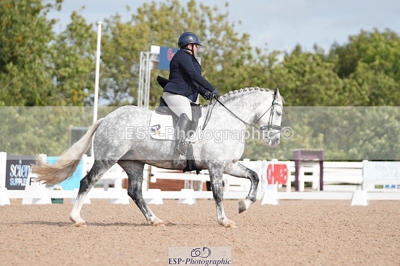 250906-102857-01253 - 029-Emma.DairCastle.Ellis.Esmeralda