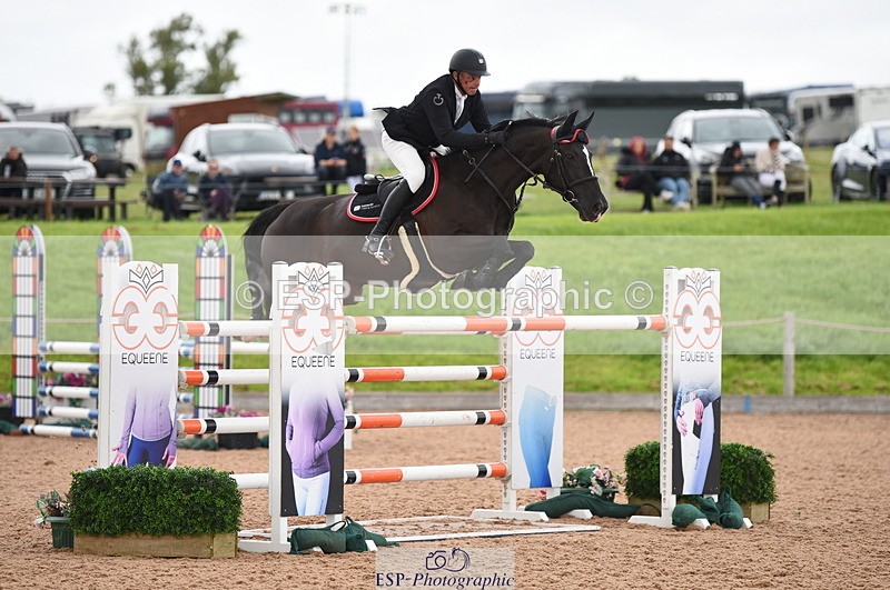 230812A-163104-10296 - Cls 38 Nat 1.40m Open