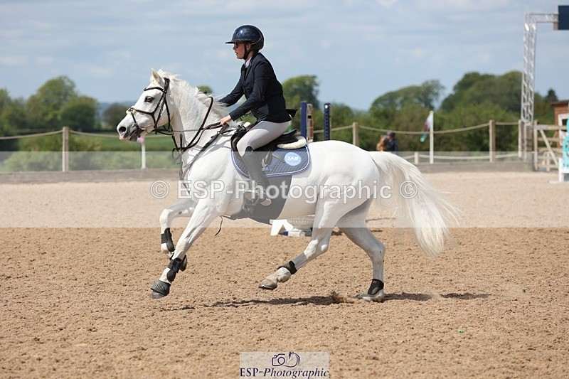 250504-124707-02590 - Cls 5 Pony Foxhunter and 1.10m Open