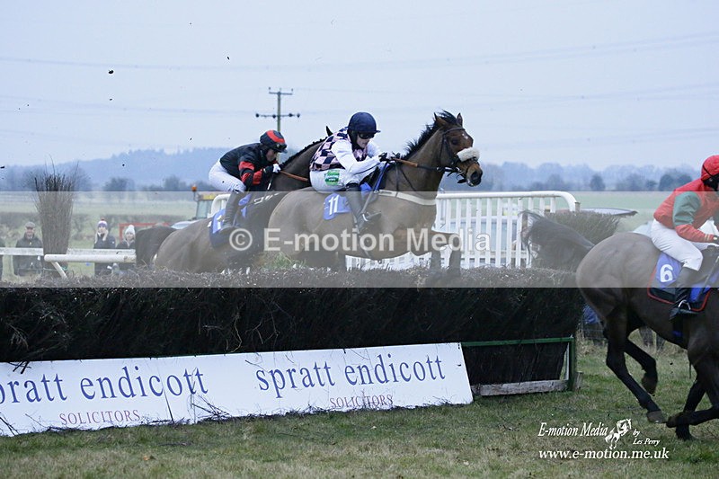 PtP 230122 859 - Cocklebarrow Races - Heythrop Hunt - 23/01/22
