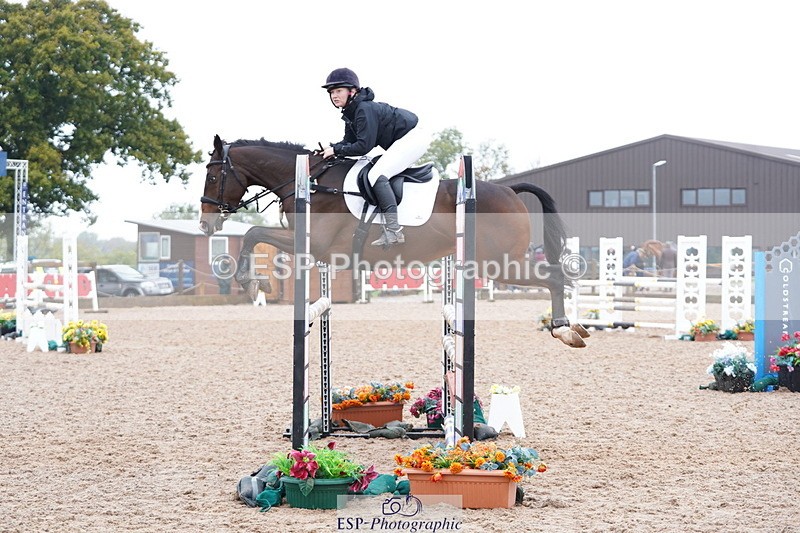 241006A-125356-06889 - Cls 20 Snr Newc & 1.10 Open