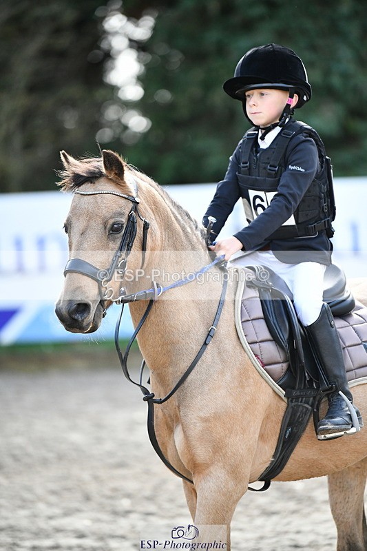 251004A-132250-01245 - Classes 6 & 7 60cm