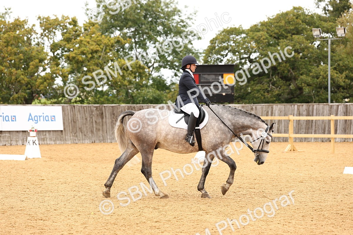 SBM_03597 - D1 - Small Tour Championship Intro 1