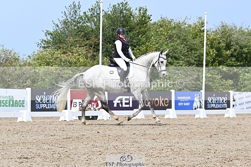 250907-131122-09830 - 071-Emma.ChapmanRoyal.Achiever