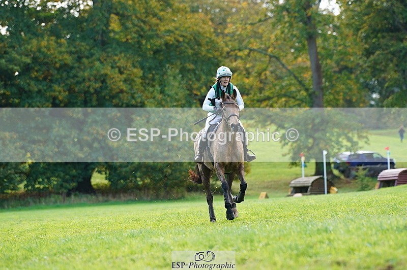 251025A-135120-20688 - F-481-Anna.Passmore