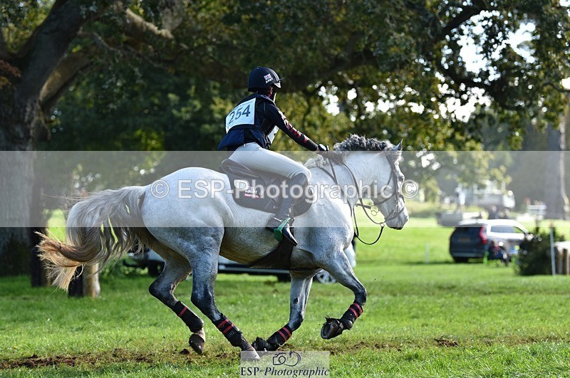 231022-113536-26076 - 254-WESTERN.OCALA-Charlotte.Keers-XC