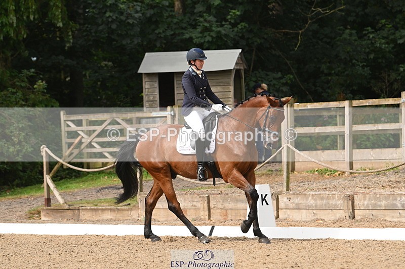 250719A-095142-03124 - 101-Sophie.Douglas-Paquino.V'ant.Goovahof