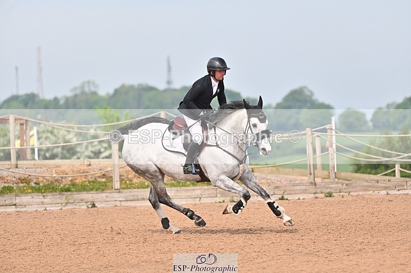 260509-104319-01659 - Cls 26a Snr Foxhunter