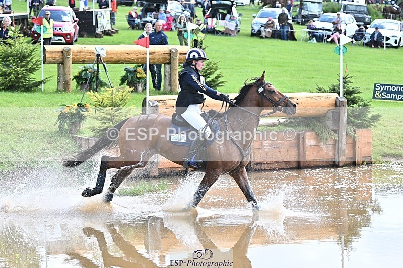 240526-113741-20607 - 425-HUMBLE_GLORY-Sophia_Hill