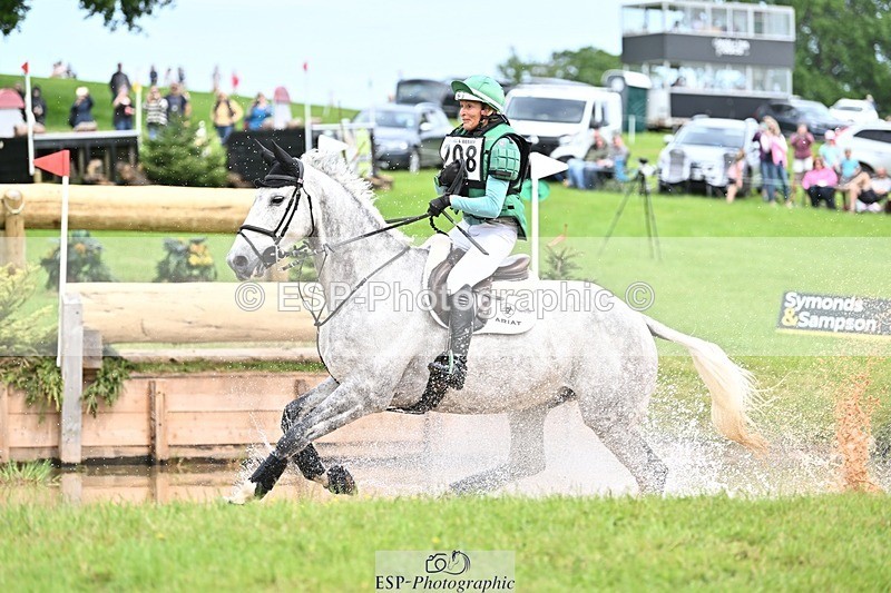 240525-145652-16117 - 208-KING_LOUIS-Mary_King