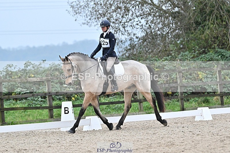241103-145907-02670 - Novice 1 - 14.44 to 16.08