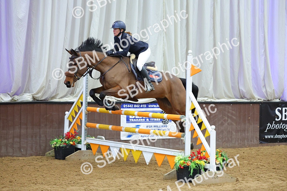 SBM_009966 - Class 21 - Nupafeed Supplements Senior Discovery/ 1m Open - First Round (1.00m)