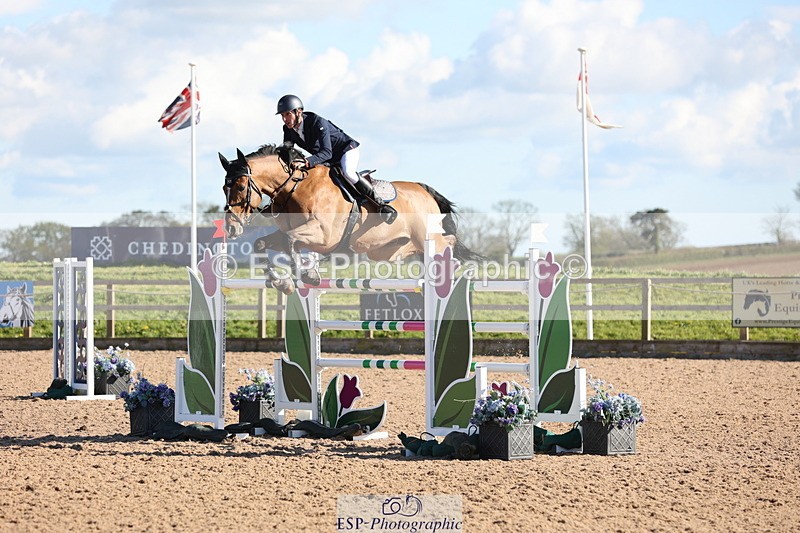 240419A-165529-09506 - Cls 10, 2 Star Big Tour 145cm  Break to End