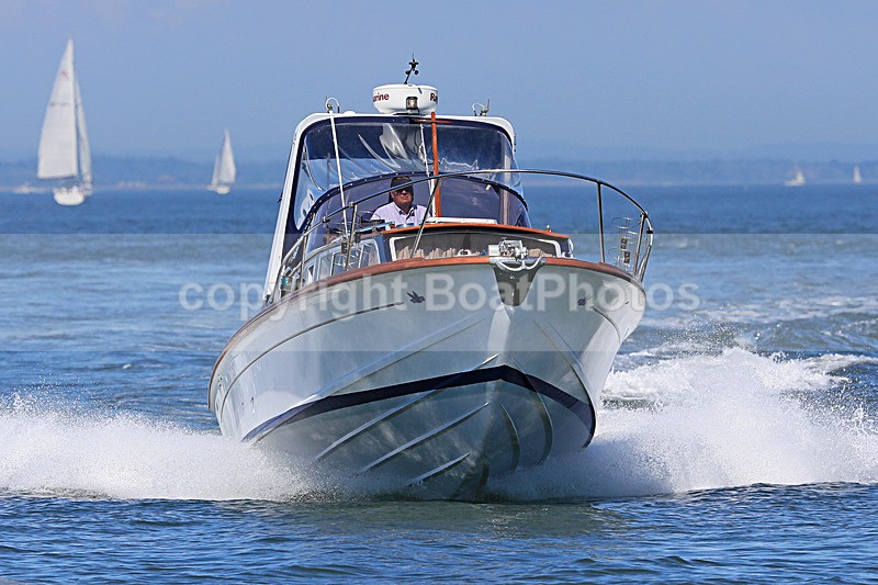 180527 VIXEN - HUNTAMAN 1Y3A2594 - Motorboats - Open