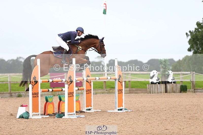 230812A-121158-08752 - Cls 32 Foxhunter