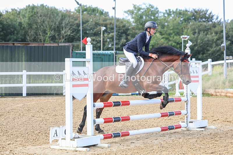 3E7A8244 - Class 4: Pony British Novice/80cm Open
