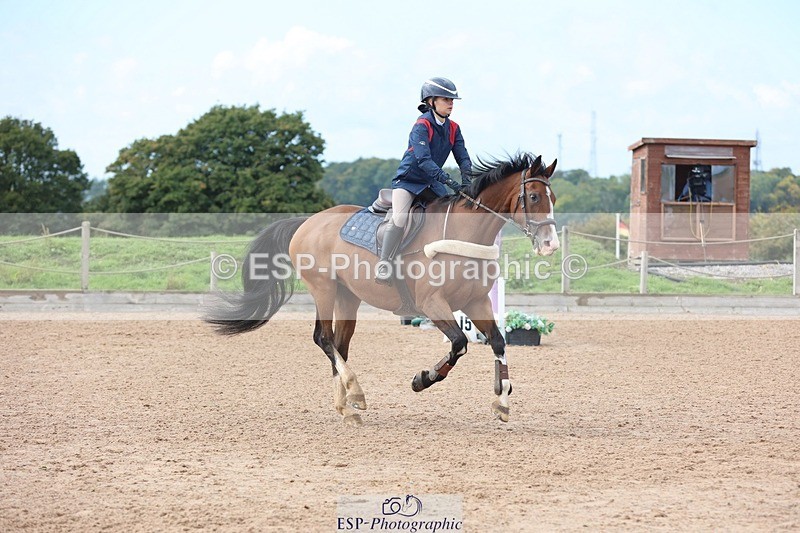 250911-142357-02424 - Cls 5 Chard Snr 90cm Speed Derby