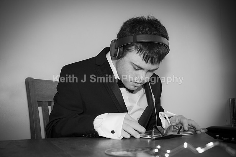 2KJS8989 - Chris on Prom night, (Marianne)