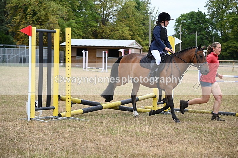 WJ6_9449 - Class 12 Minimus Jumping 45cm