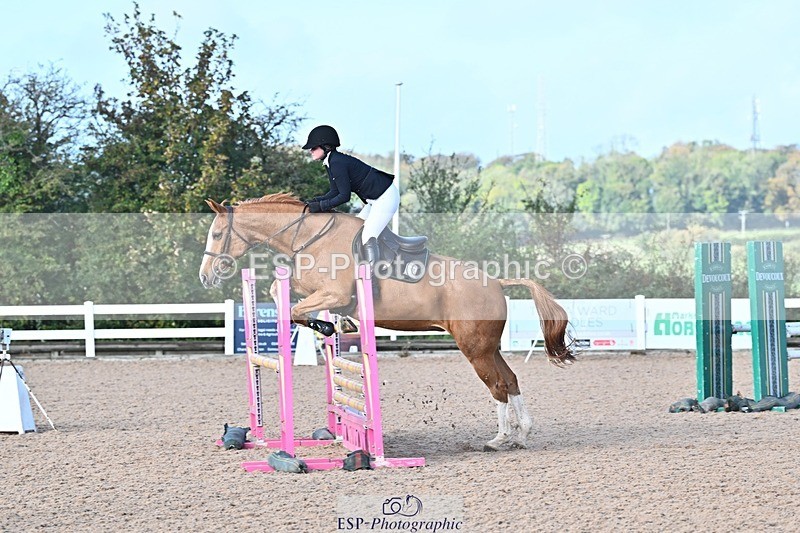 261014-103707-00048 - Clear Round & Cls 02 Brit Nov & 90cm Open