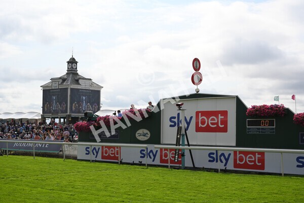 yr18082021r3-49 - Race 3 3.00pm Sky Bet Great Voltigeur Stakes