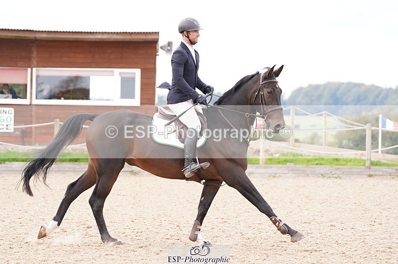 241004A-145644-00849 - Fri 04 Snr Fox & 1.20m Open