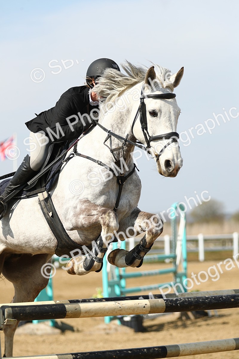 SBM_002813 - Class 11 - Senior Foxhunter - 1.20m
