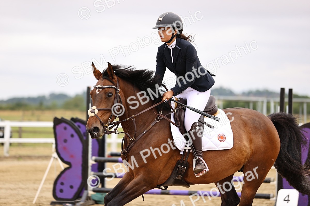 SBM_024697 - Class 9 - Senior British Novice - 90cm