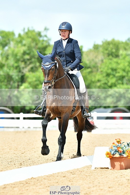 230702A-142752-10677 - Cls 32 Medium 73