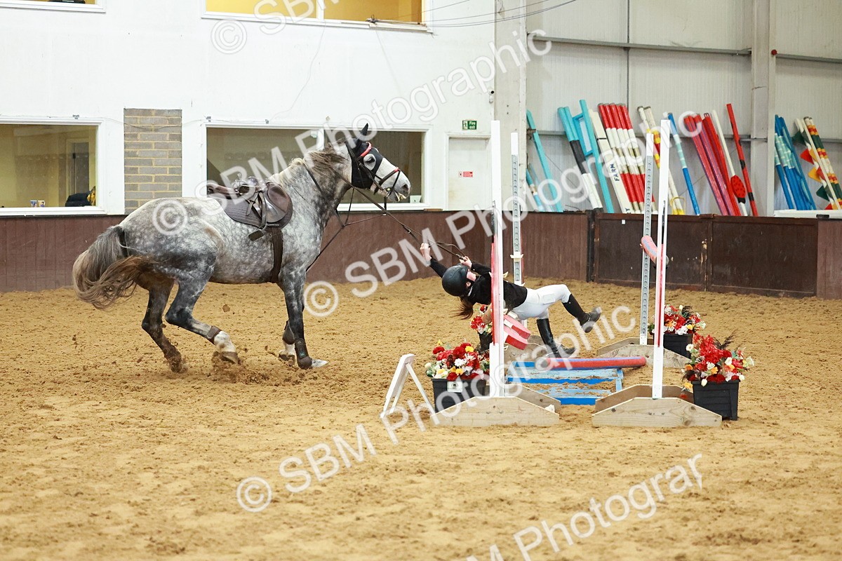 SBM_007342 - Class 19 - Senior Newcomers 1.10m