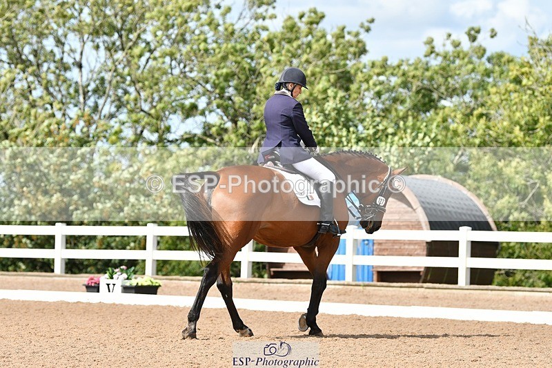 250906-133449-02916 - 127-Kathryn.LittleQuietly.Does.It