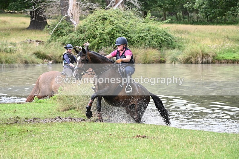 WJ7_2462 - Time at Water 11:14 to 11:36