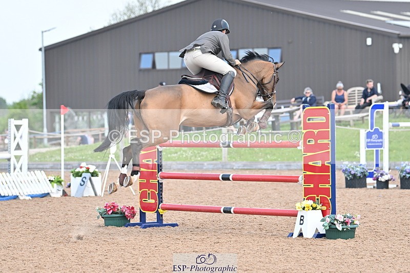 240512A-104520-17362 - Cls 48 National 1.30m Open