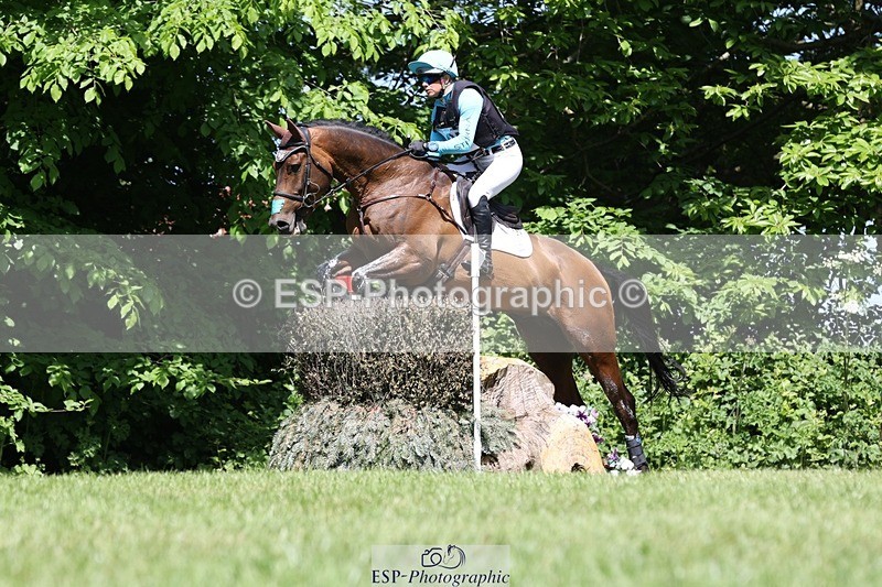 230527-111830-08949 - 305-BARRINGTON_57-Izzy_Taylor-XC