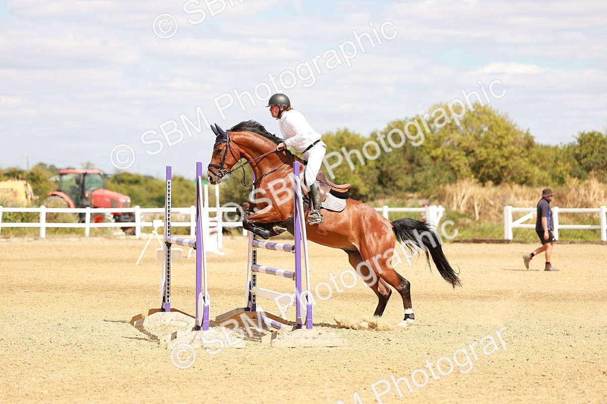 SBM_006683 - Class 4 - Senior British Newcomers - 1.10m