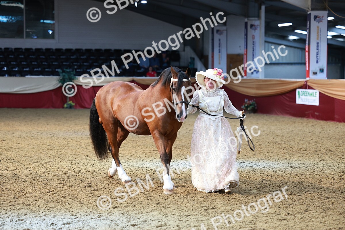 SBM_12053 - Class 103 - IH Costume