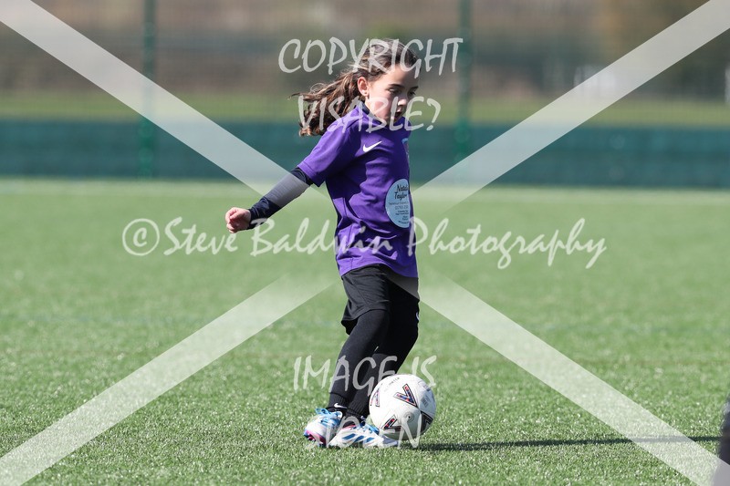 1DX20305 - 2026-03-21 FC Abbey Meads U9 Purple Girls V Stratton Juniors FC U9 Pheonix Girls